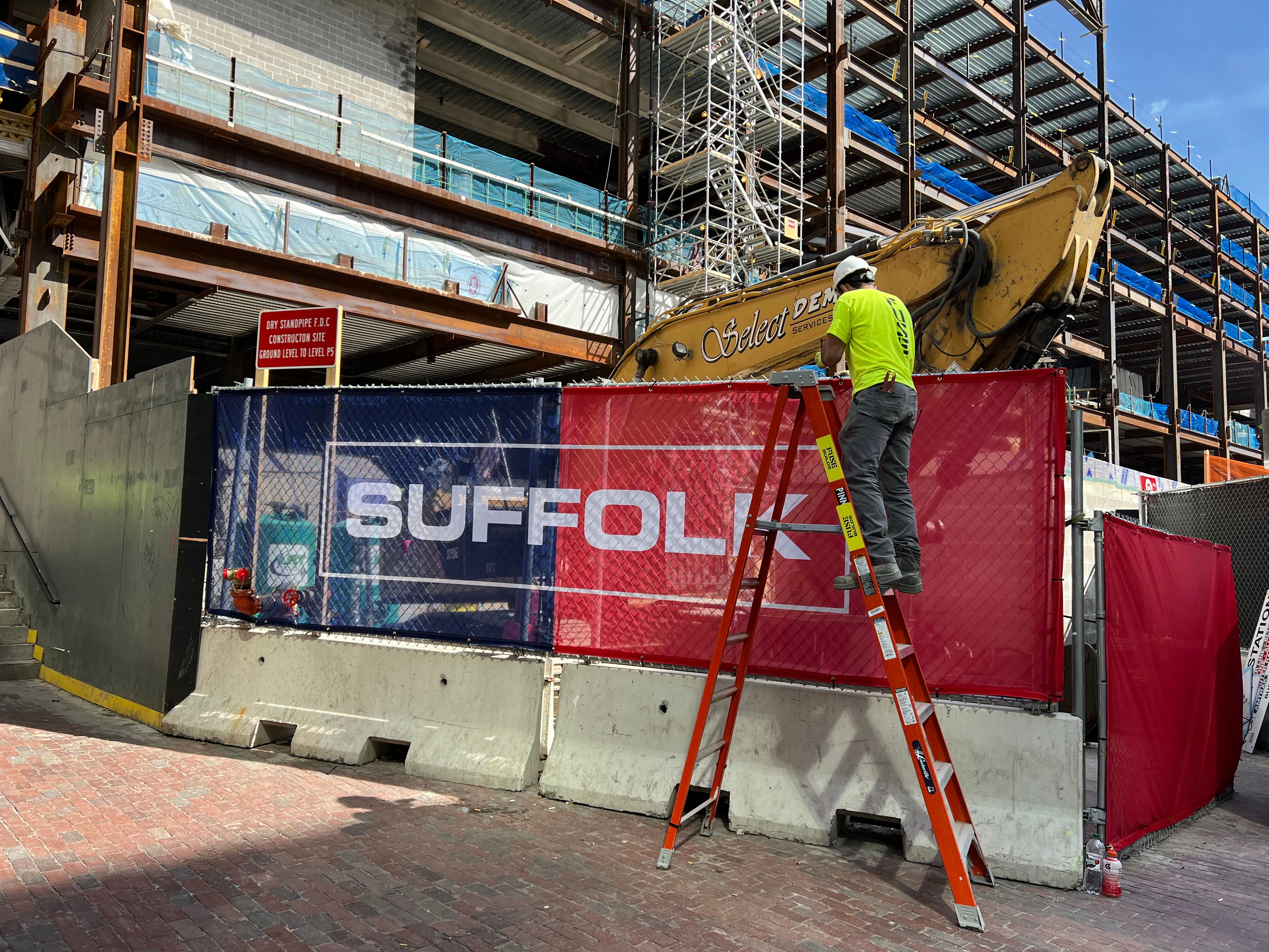 Suffolk Construction logo